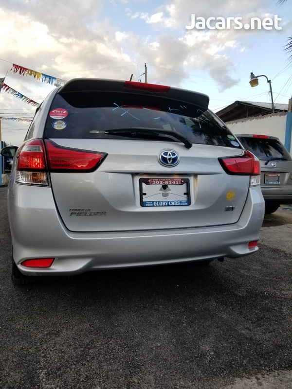 Toyota Fielder 1,8L 2016-5