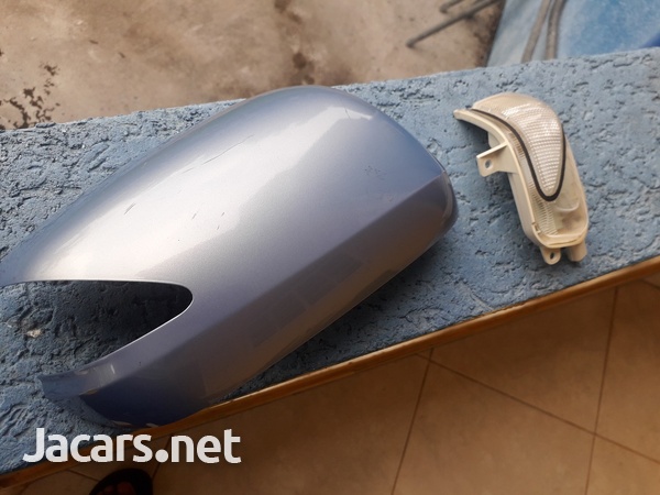 Honda Fit turn signal and right side mirror cover-2