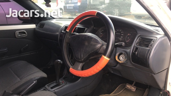 Toyota Corolla 1,5L 1998-6