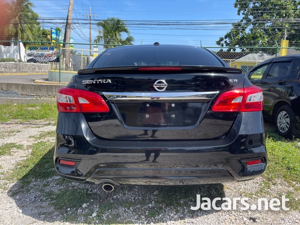 Nissan Sentra 1,8L 2017-3