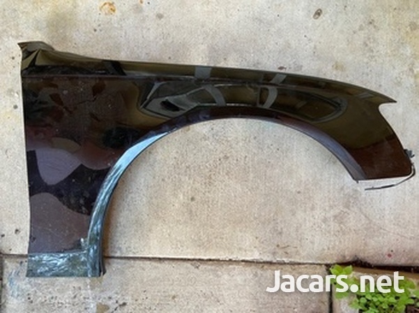 AUDI A4 FENDER-1