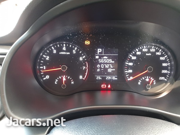 KIA Rio 1,6L 2020-8