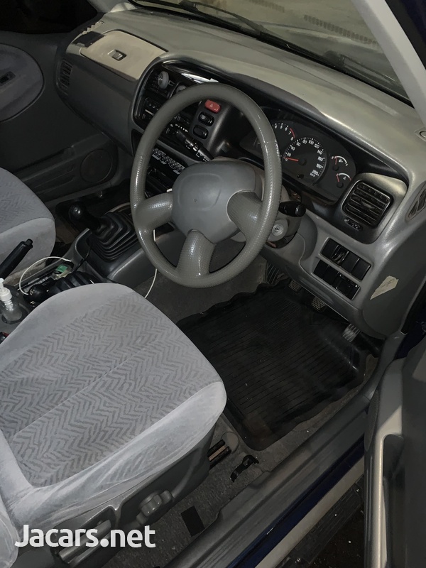 Suzuki Vitara 1,4L 2003-3