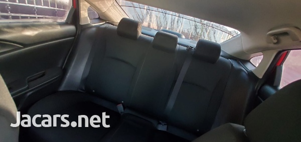 Honda Civic 2,0L 2016-7