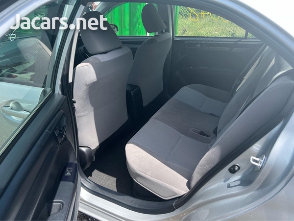 Toyota Axio 1,5L 2017-7