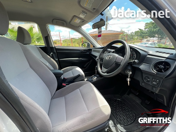 Toyota Axio 1,5L 2017-8