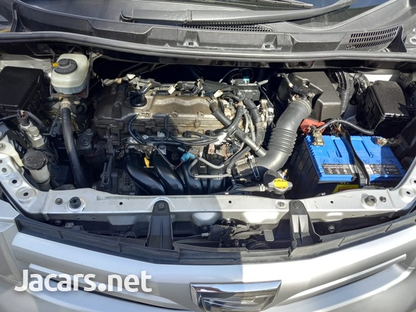 Toyota Noah 2,0L 2010-2