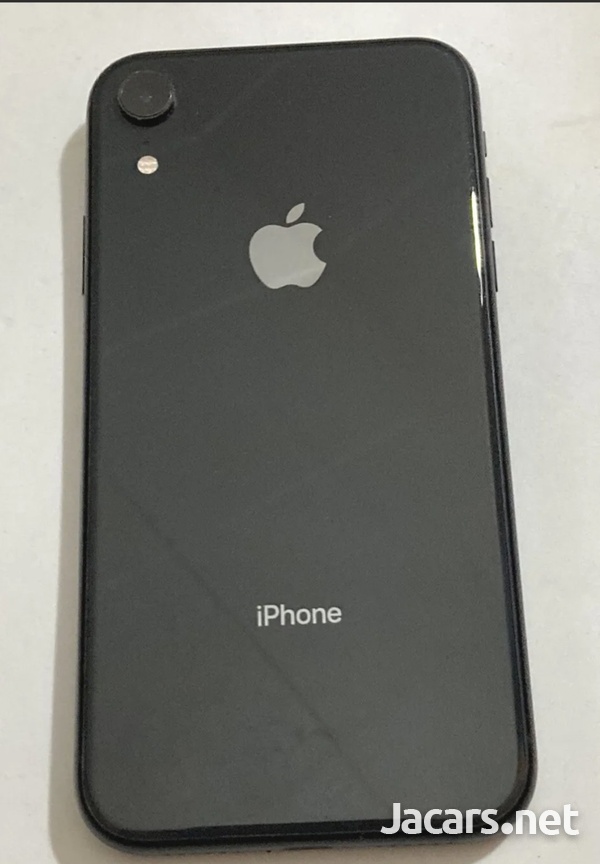 iPhone XR-3