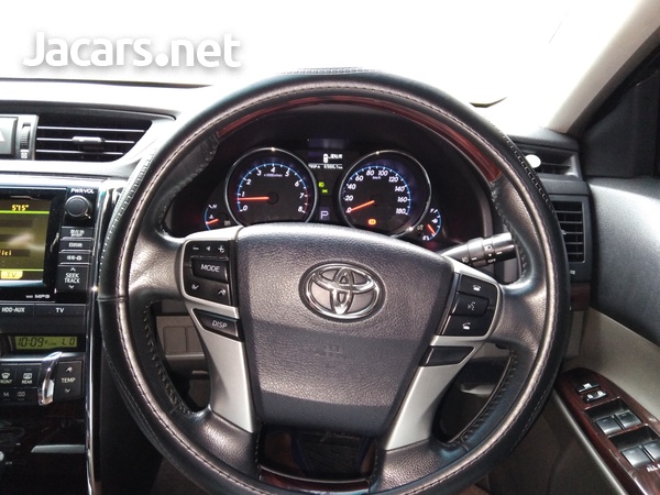 Toyota Mark X 2,5L 2011-7