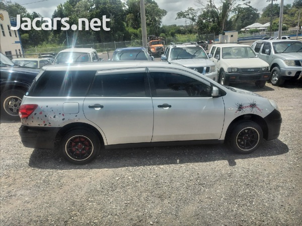 Nissan AD Wagon 1,5L 2015-4