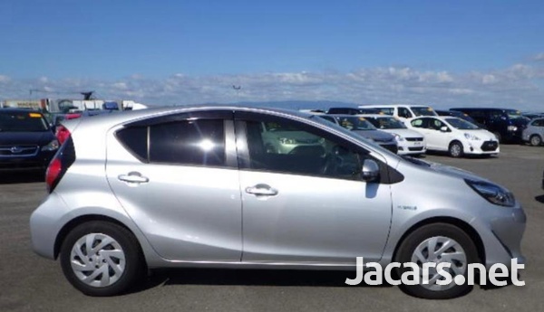 Toyota Aqua 1,5L 2017-2
