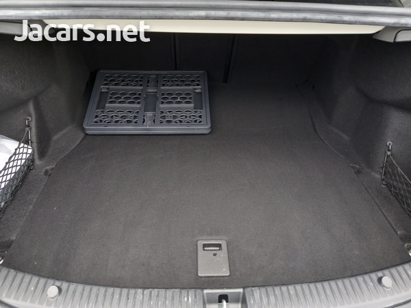 Mercedes-Benz C-Class 2,0L 2015-10