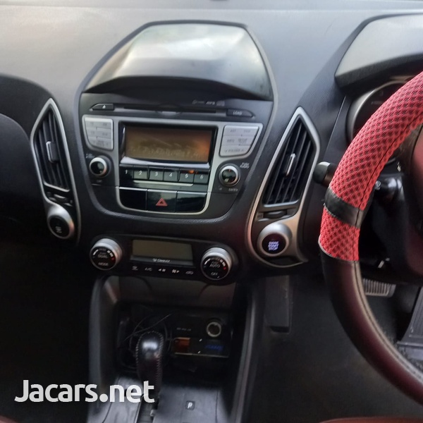 Hyundai Tucson 2,4L 2012-10