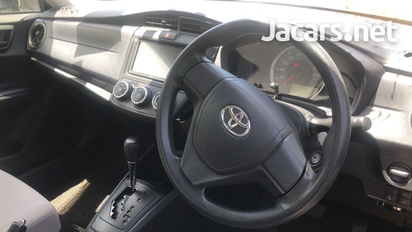 Toyota Axio 1,5L 2017-6