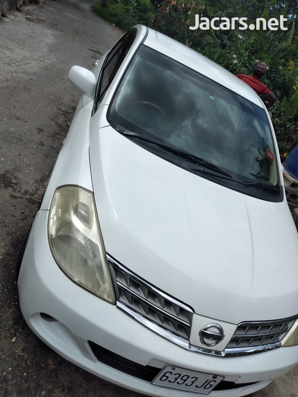 Nissan Tiida 1,5L 2011-1