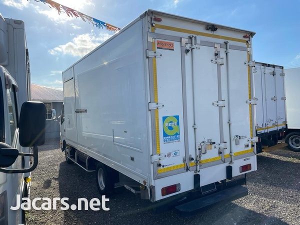 2015 Hino Dutro Freezer/Box Truck-8