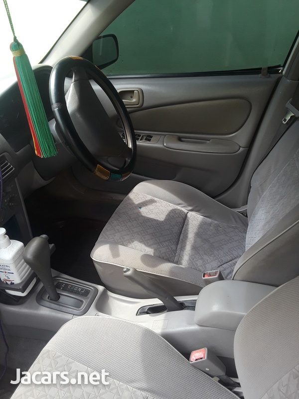 Toyota Corolla 1,5L 2001-1