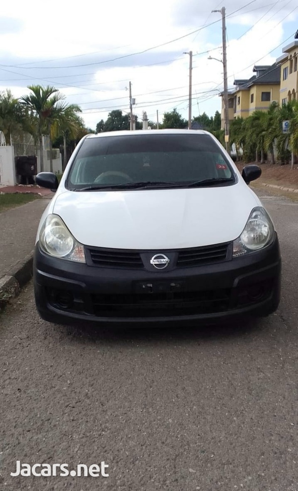 Nissan AD Wagon 1,5L 2014-1