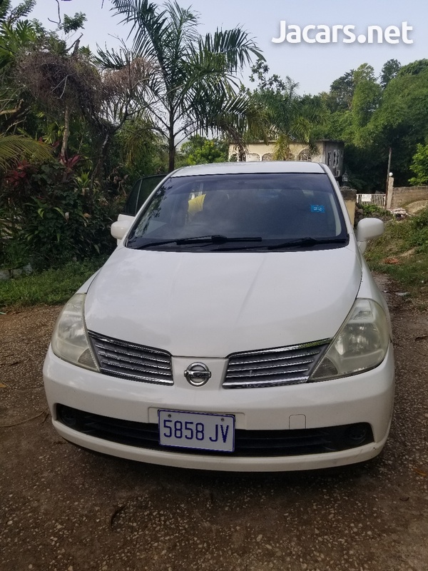 Nissan Tiida 1,5L 2006-5