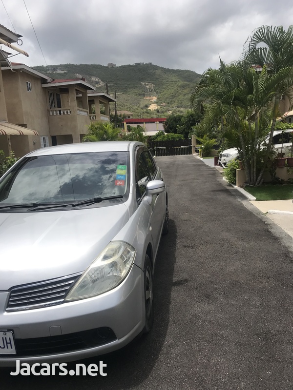 Nissan Tiida 1,5L 2008-6