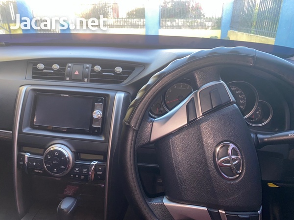Toyota Mark X 2,5L 2016-7