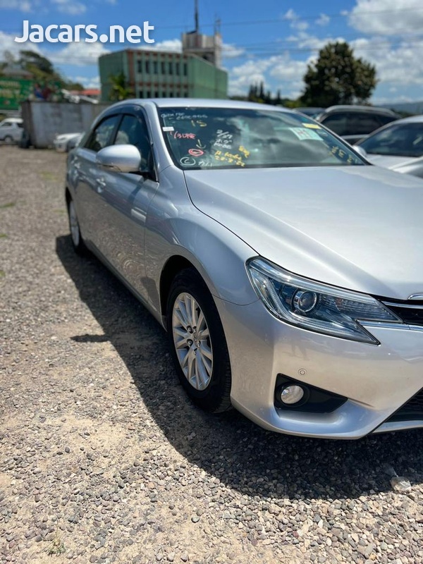 Toyota Mark X 2,5L 2014-3
