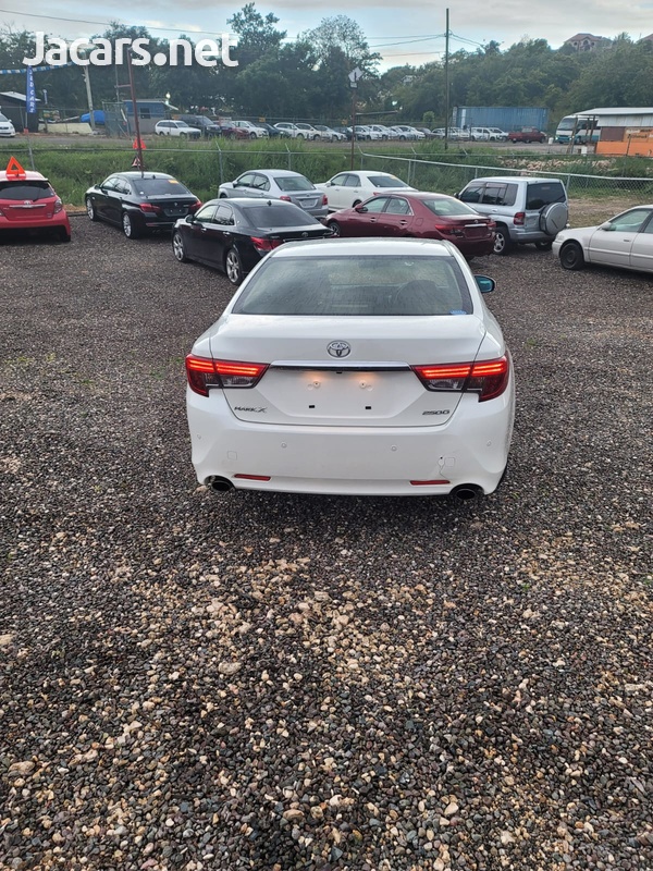 Toyota Mark X 2,5L 2016-4