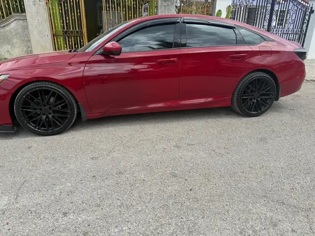 Honda Accord 1,5L 2018, Kingston - 2