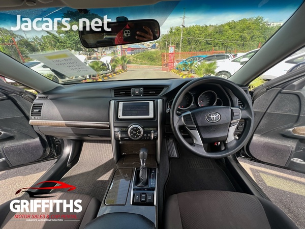 Toyota Mark X 2,5L 2013-9