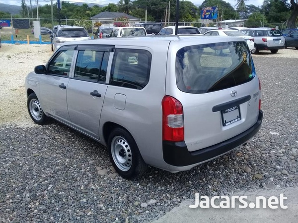 Toyota Probox 1,5L 2016-4