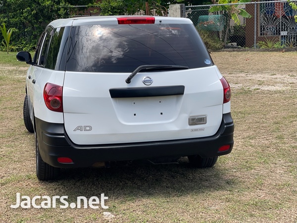 Nissan AD Wagon 1,5L 2012-7