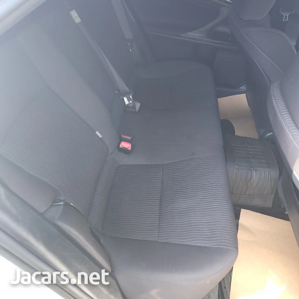 Toyota Mark X 2,5L 2016-5