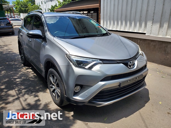 Toyota RAV4 2,0L 2017-1