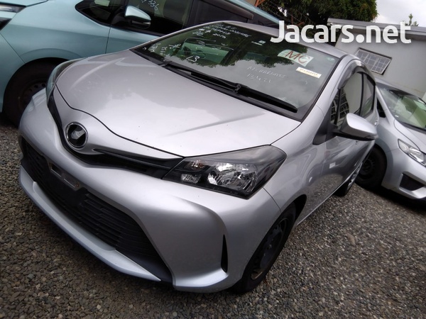 Toyota Vitz 1,3L 2016-3