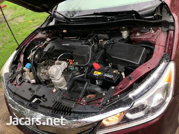 Honda Accord 2,4L 2016-3