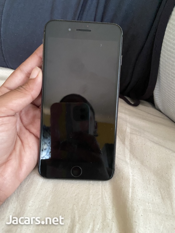 iPhone 8 Plus - 100 Battery life 64b-2