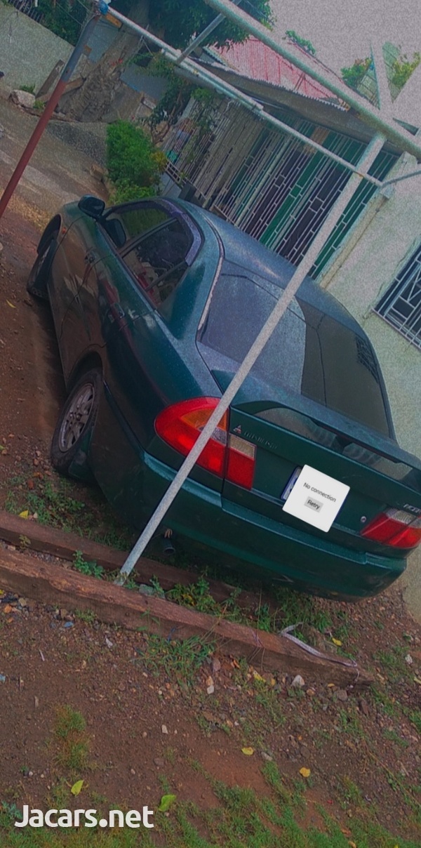 Mitsubishi Lancer 2,0L 1999-8