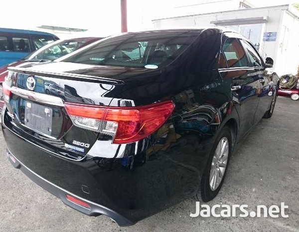 Toyota Mark X 2,5L 2013-3