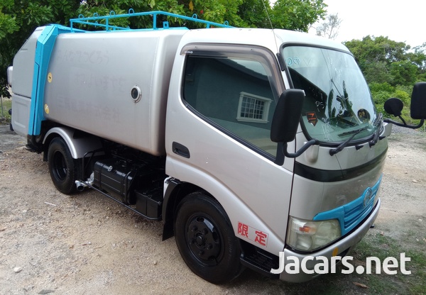 Garbage Truck-6