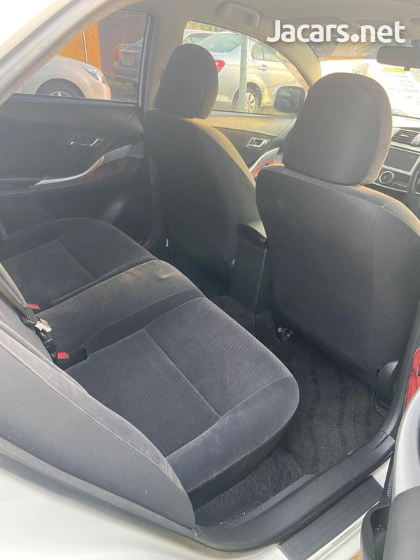 Toyota Premio 1,8L 2012-11