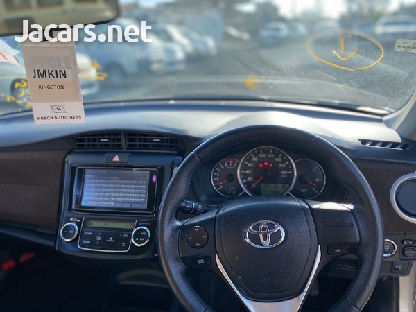 Toyota Axio 1,5L 2013-5