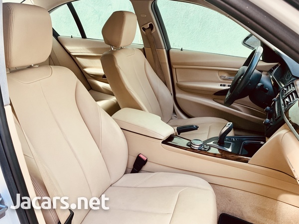 BMW 3-Series 2,0L 2014-15