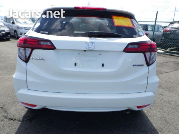 Honda Vezel 1,5L 2016-15