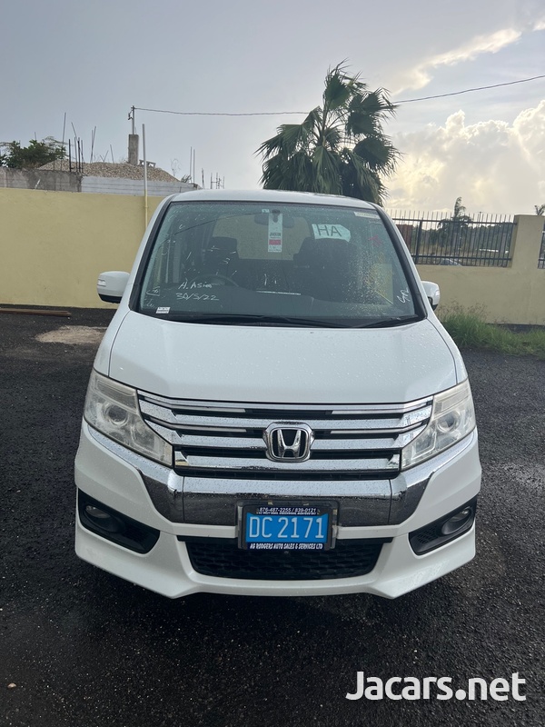 2013 Honda Stepwagon Spada-1