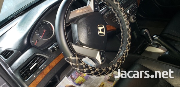 Honda Accord 3,5L 2012-7