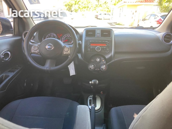 Nissan Versa 1,6L 2013-6