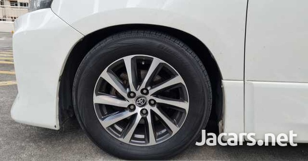 Toyota Vellfire 2,3L 2014-16