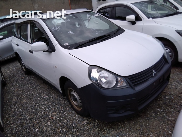 Mitsubishi Lancer 1,5L 2016-3