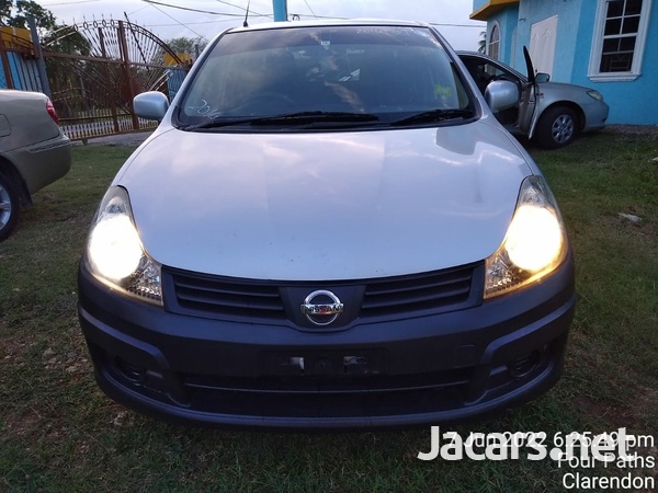 Nissan AD Wagon 1,5L 2014-5