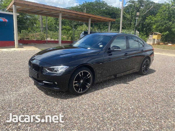 BMW 3-Series 2,0L 2013-4